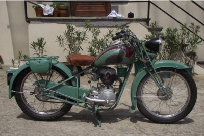 150 CH de 1949 (2).jpg