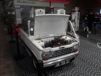 Voiturette Motobecane.jpg